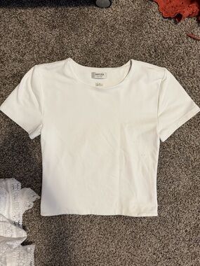 Aritzia White Contour Short Sleeve Top